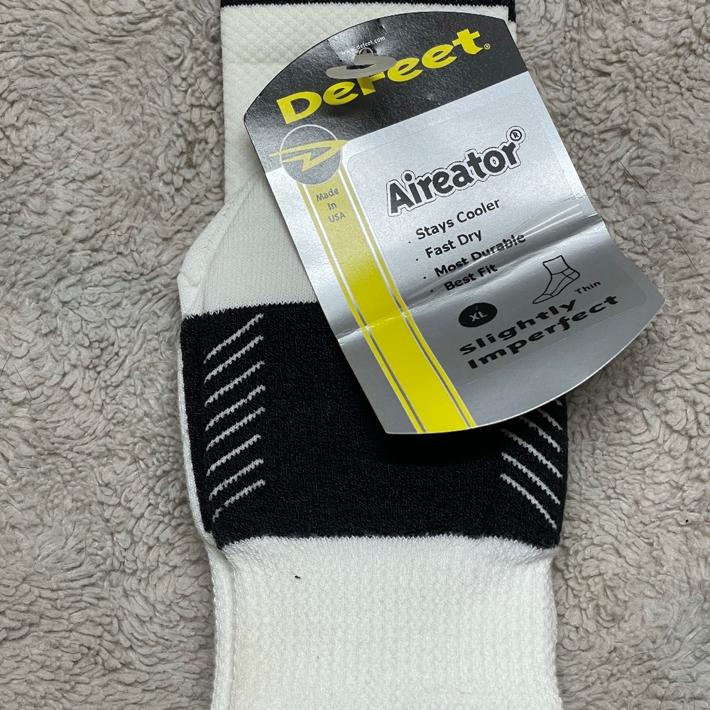 Men's cycling DeFeet Seconds socks